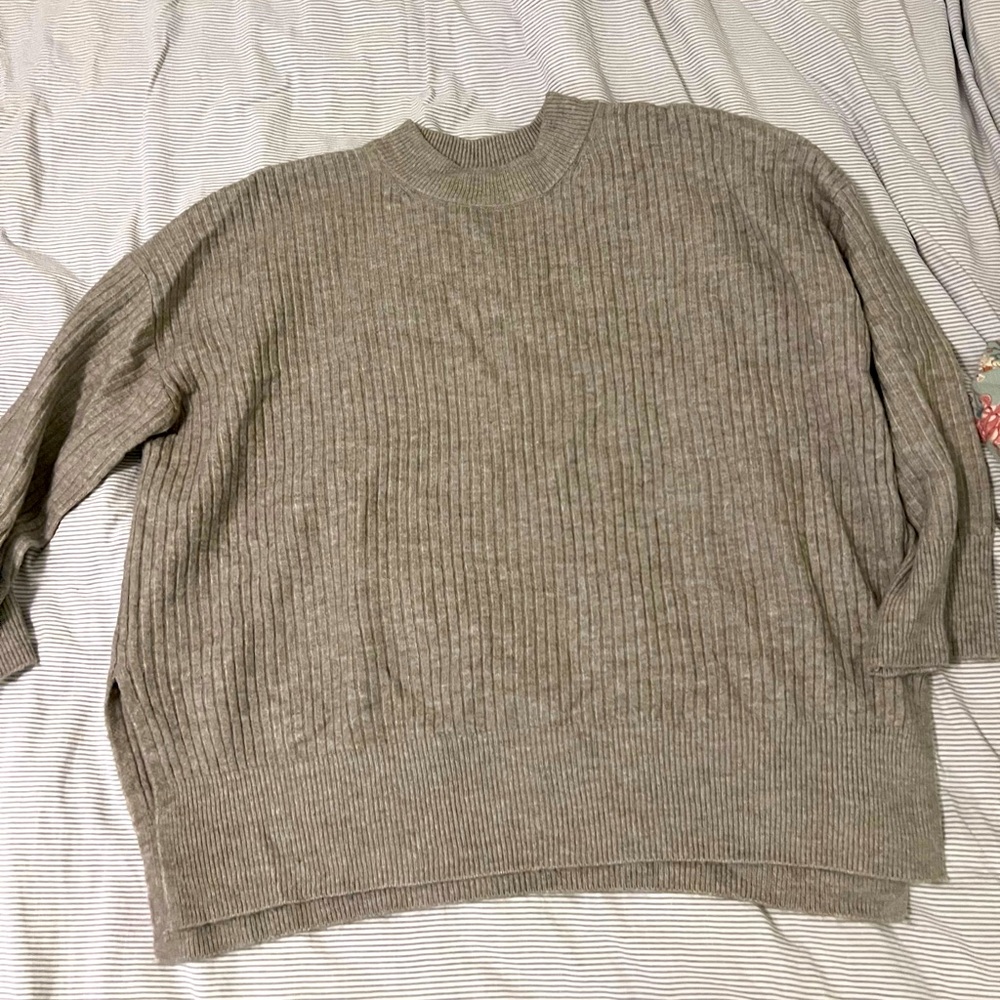 H&M grey/beige tunic sweater, size L